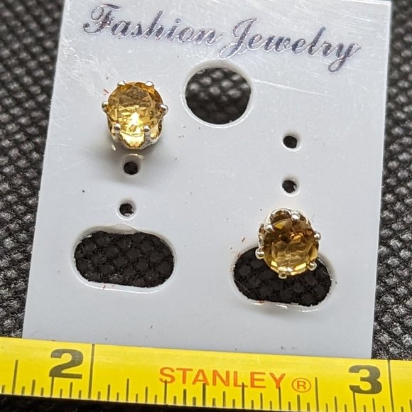 Small round faceted citrine studs sterling - Picture 1 of 2